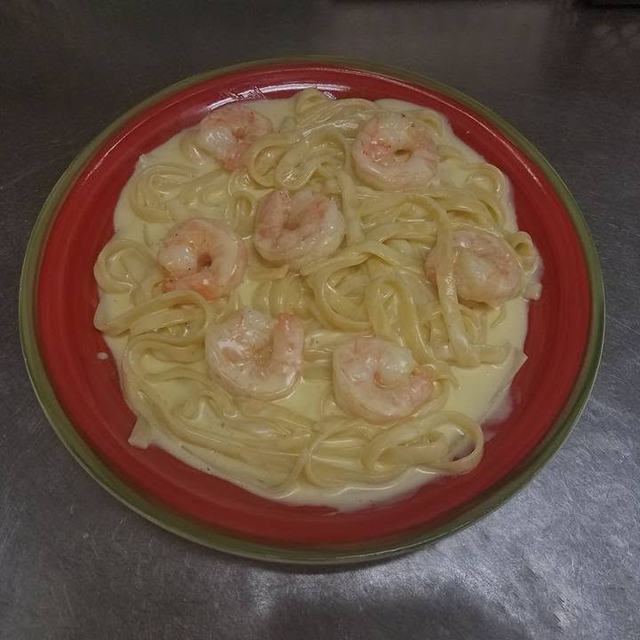 Fettuccine Alfredo W/ Shrimp.