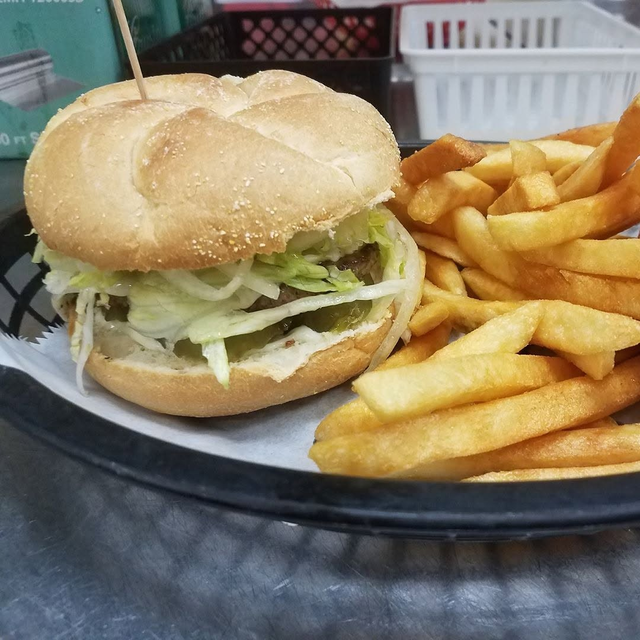 California Cheeseburger.